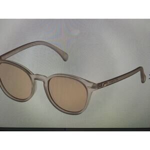 NWOT LeSpecs Bandwagon matte stone sunglasses